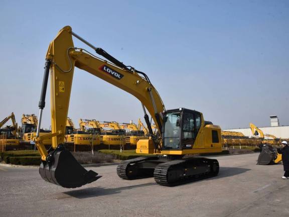Экскаватор FR215F