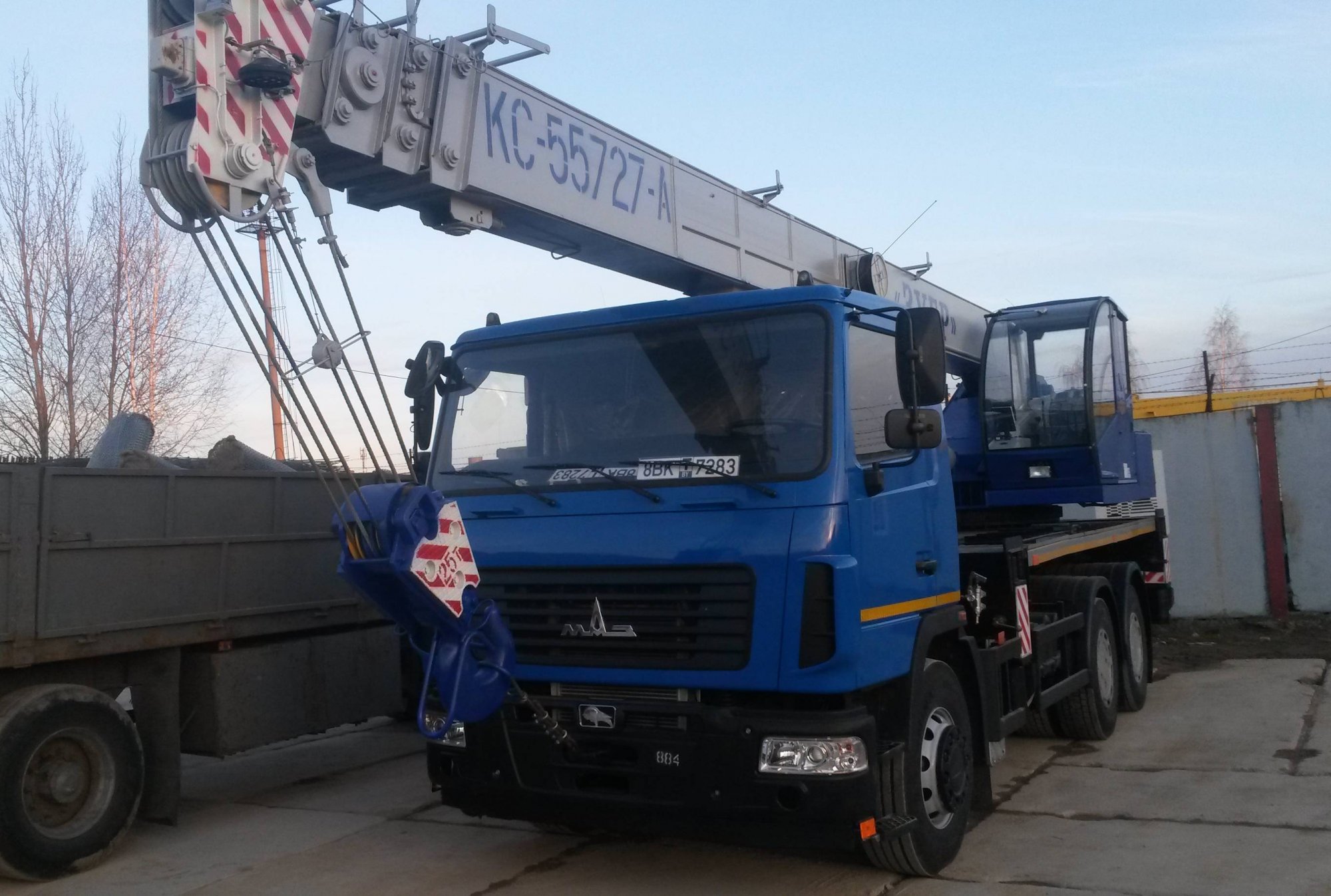 Автокран 25т КС 55727-А (Зубр)